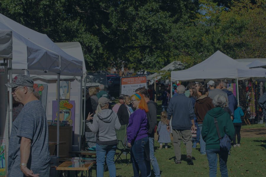 Crowds of patrons at River Clay Fine Arts Festival in Decatur, AL