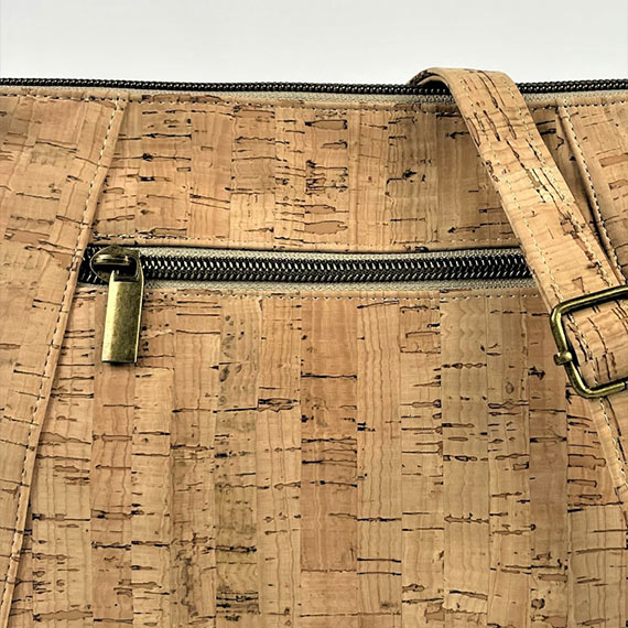 River Clay artist Beth Overstreet