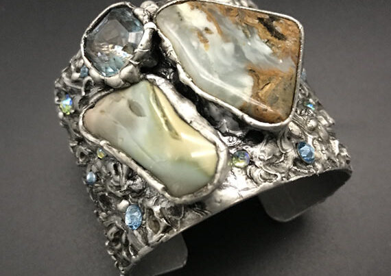 River Clay artist Jayne Vinsant