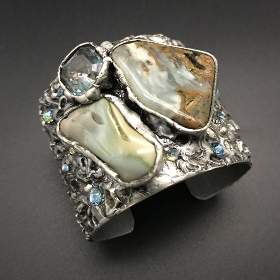 River Clay artist Jayne Vinsant