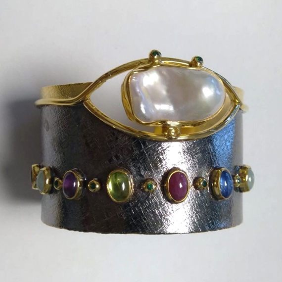 River Clay artist Martha Heydar Serezli