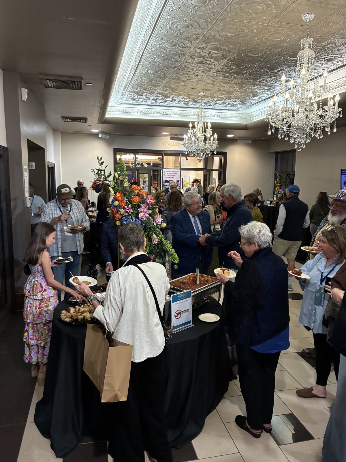 River Clay Rendezvous guests gather for food, conversation and art